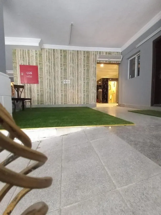 Laylat Wed Aparthotel Jeddah 2*,