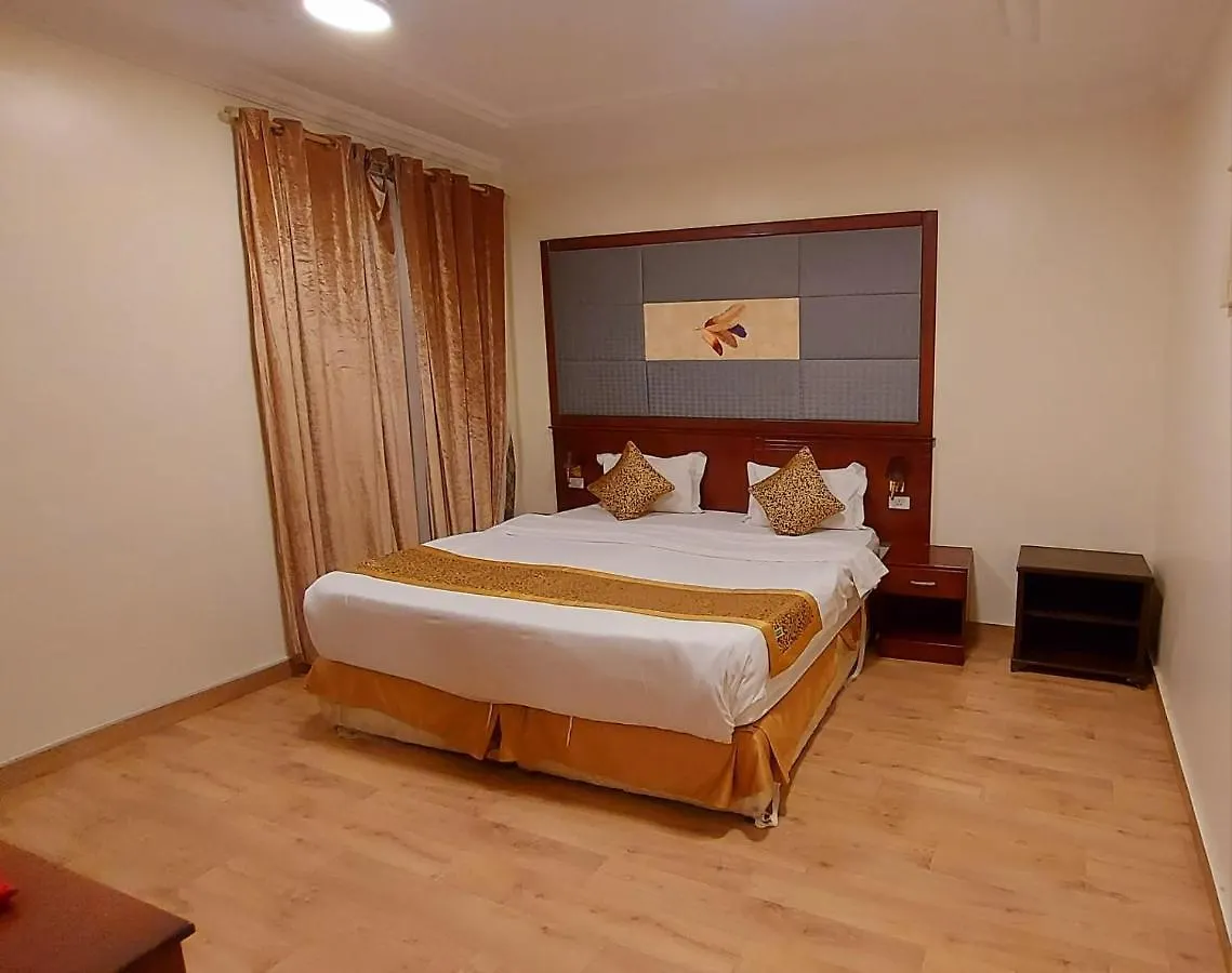Laylat Wed Aparthotel Jeddah 2*,